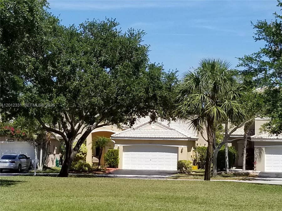 Property photo for 1527 Palermo Drive, Weston, FL