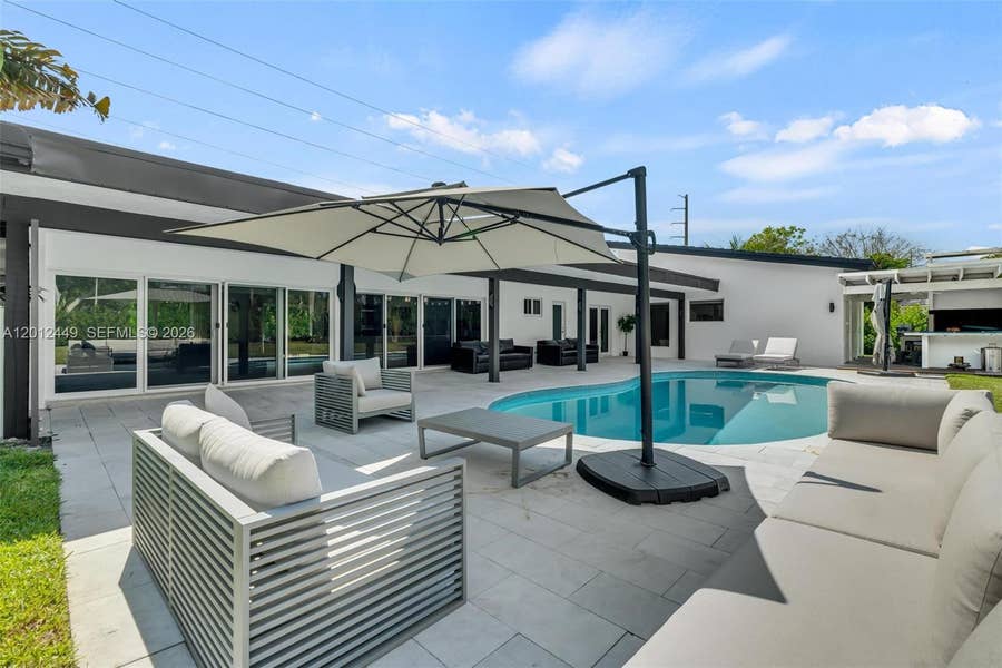 Property photo for 6200 SW 118th Street, Pinecrest, FL