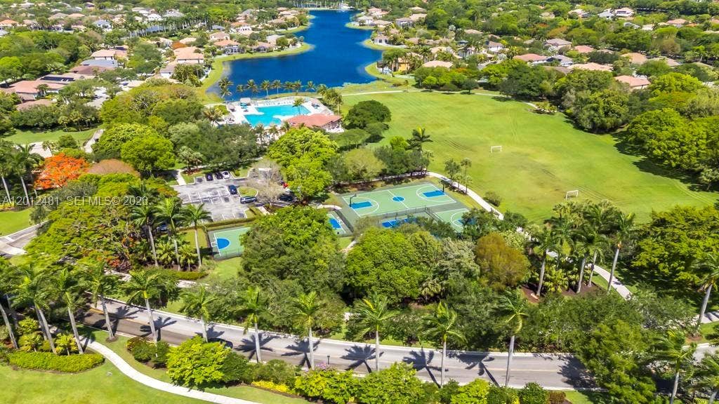 4421 Dogwood Circle, Weston, FL 33331 Photo 21
