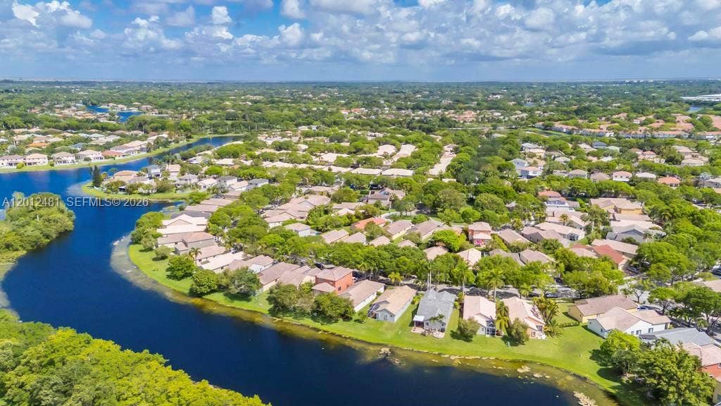 4421 Dogwood Circle, Weston, FL 33331 Photo 17