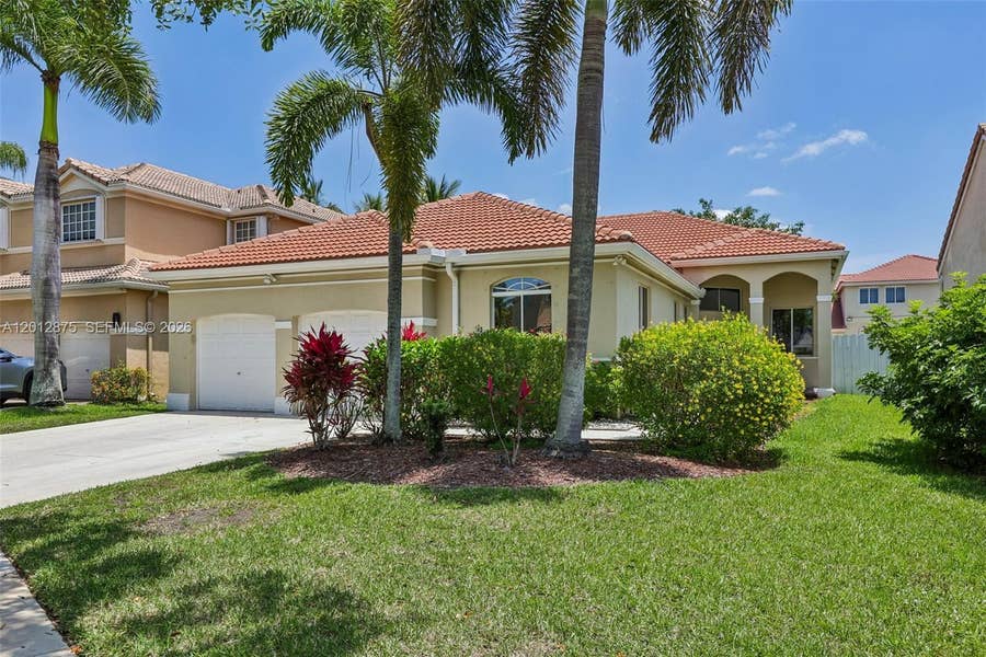 Property photo for 1290 Camellia Lane, Weston, FL