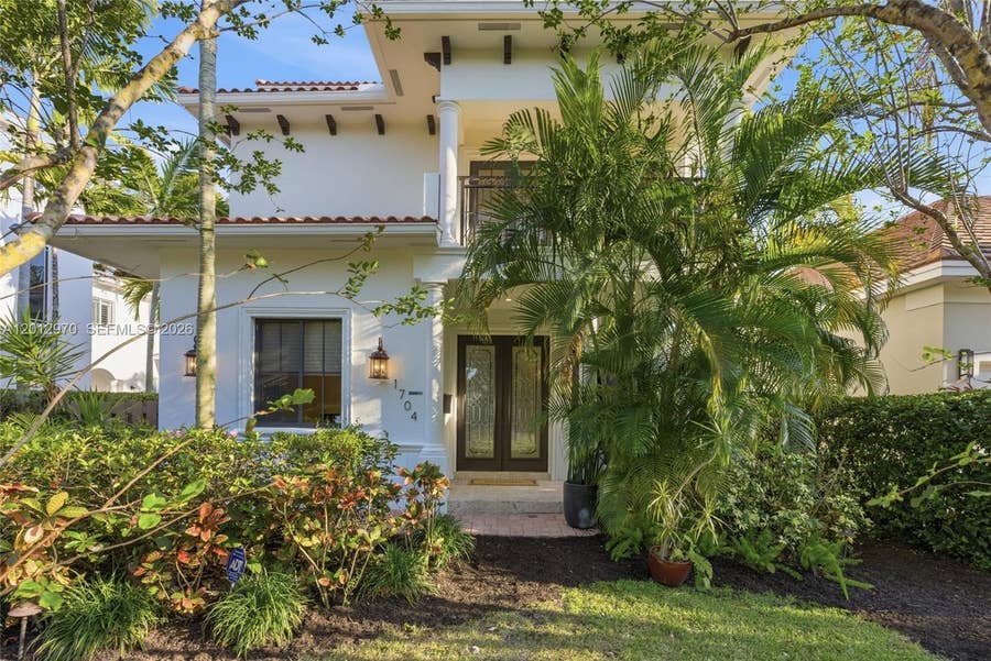 Property photo for 1704 NE 1st Street, Fort Lauderdale, FL