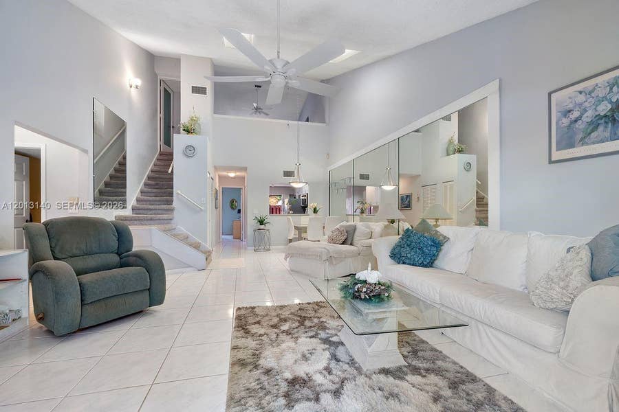 Property photo for 462 SE 14th Street, Dania Beach, FL