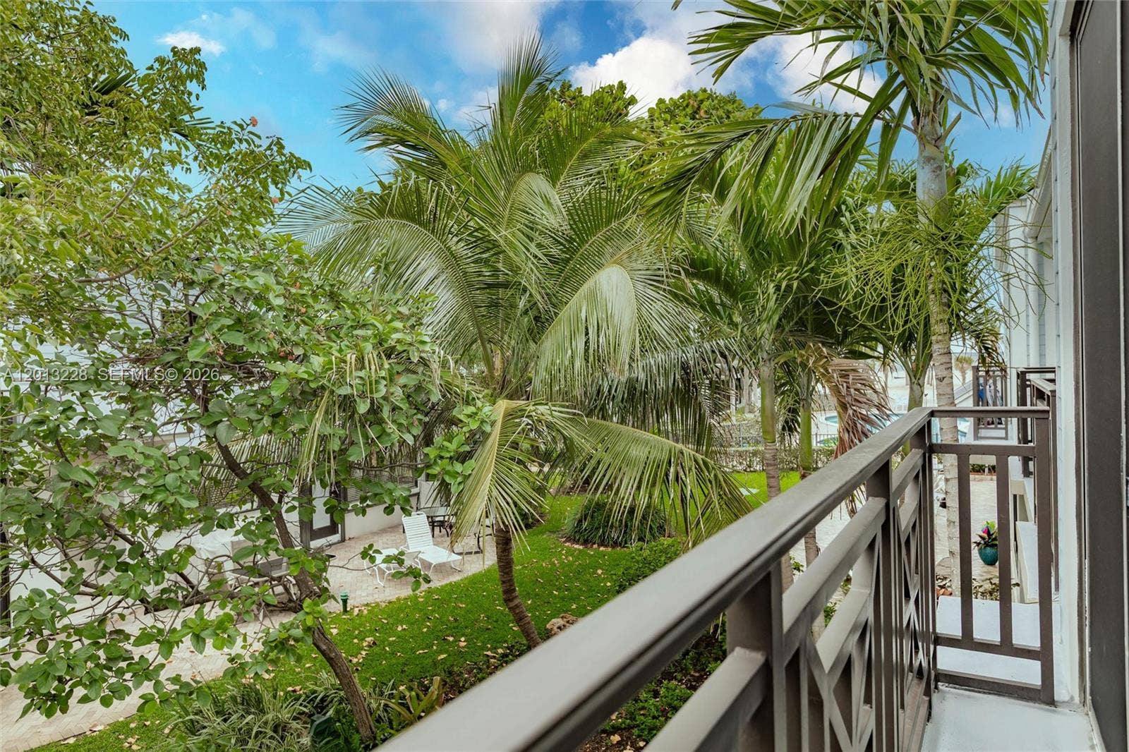 1620 S Ocean Lane, #236, Fort Lauderdale, FL 33316 Pool + Ocean views
