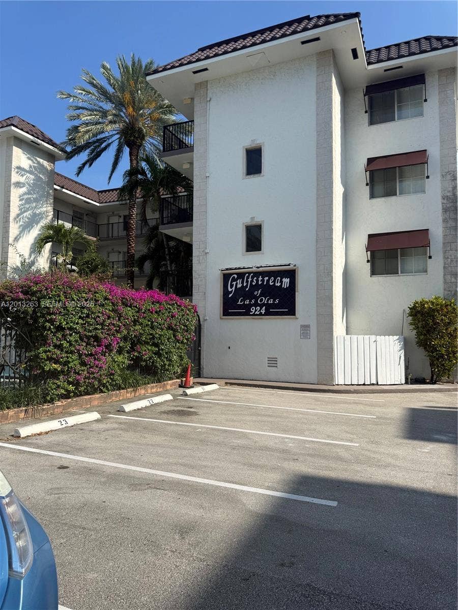 924 SE 2nd Street, #14, Fort Lauderdale, Fort Lauderdale, FL 33301 Photo 11
