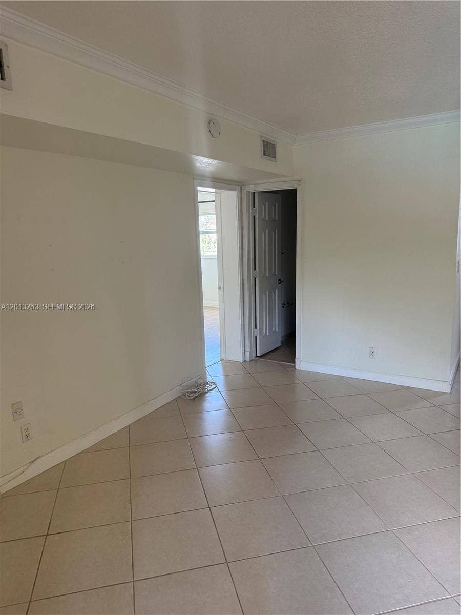 924 SE 2nd Street, #14, Fort Lauderdale, Fort Lauderdale, FL 33301 Photo 3