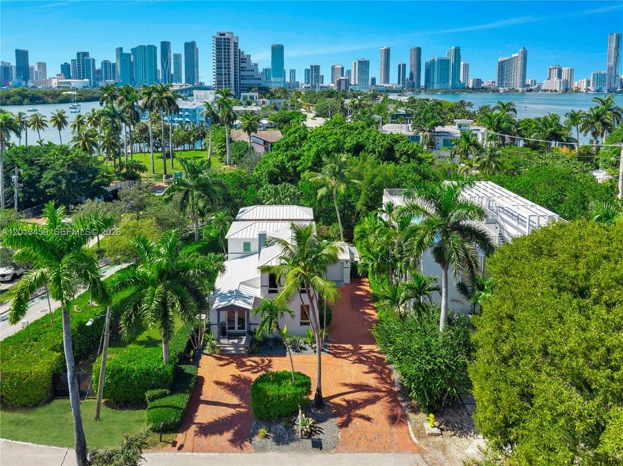 Property photo for 1281 S Venetian Way, Miami, FL