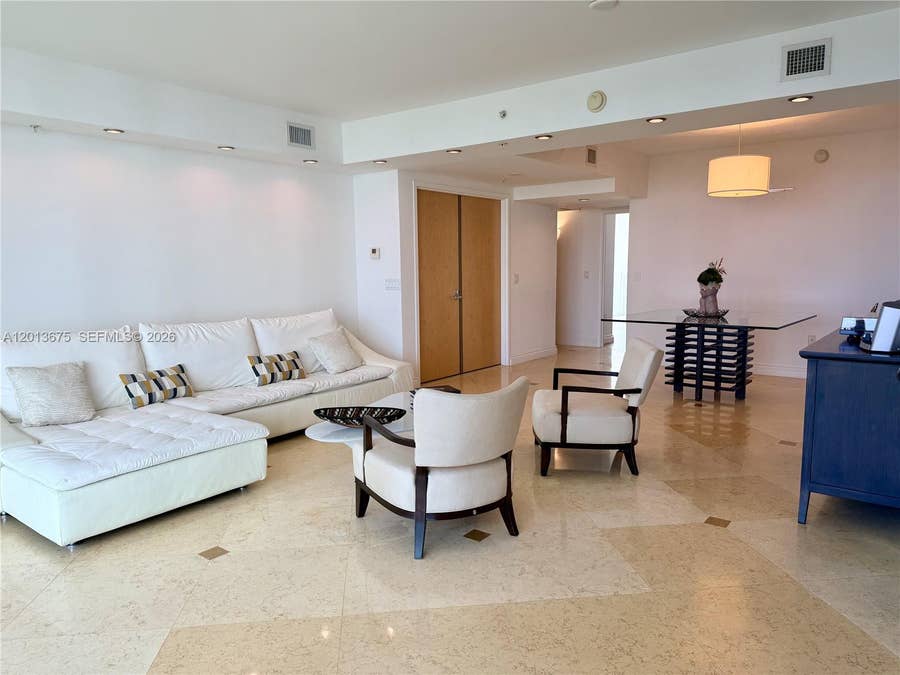 Property photo for 19400 Turnberry Way, #731, Aventura, FL