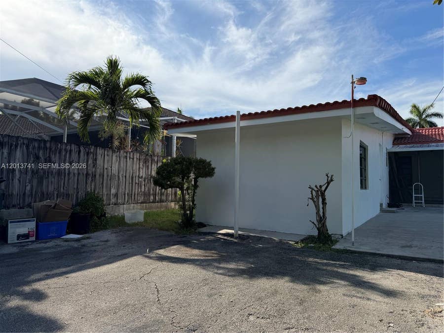 Property photo for Hollywood, FL