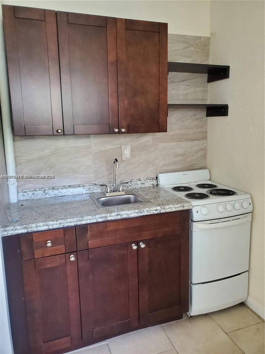 5411 Ravenswood Road, #7a, Dania, Dania Beach, FL 33312 Photo 1