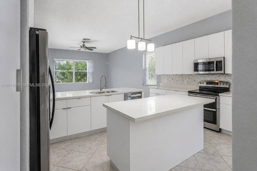 Property photo for 1101 NW 180th Avenue, Pembroke Pines, FL