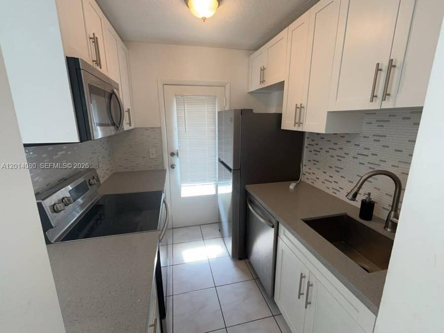 Property photo for 1431 S 14th Avenue, #216, Hollywood, FL