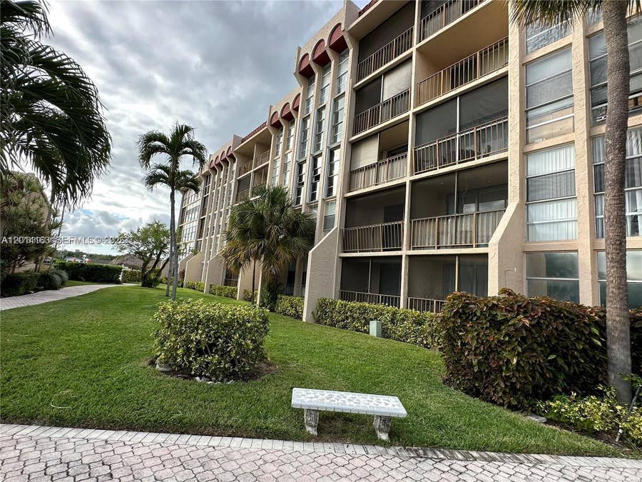 Property photo for 2001 Atlantic Shores Boulevard, #104, Hallandale Beach, FL