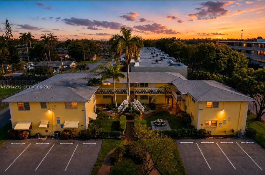 Property photo for 1501 Arthur Street, #6, Hollywood, FL