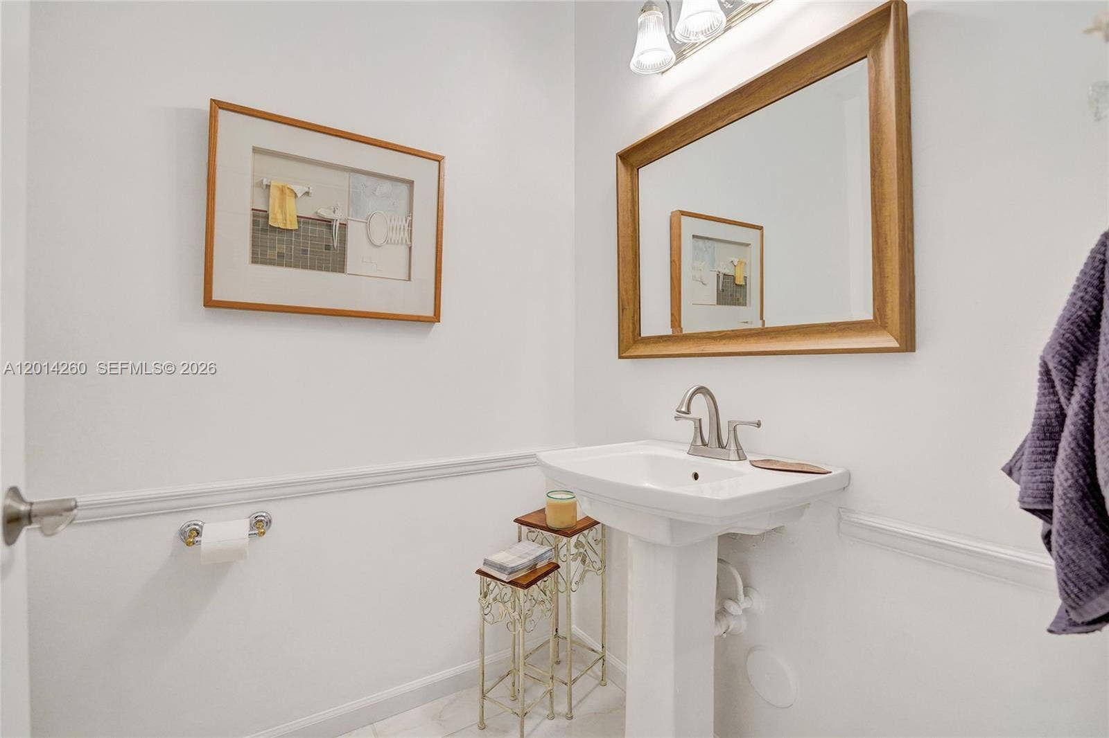 1640 Island Way, Weston, FL 33326 Half Bathroom