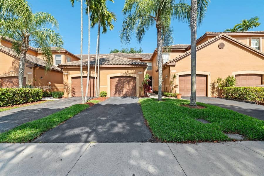 Property photo for 1456 Veracruz Lane, #4-5, Weston, FL