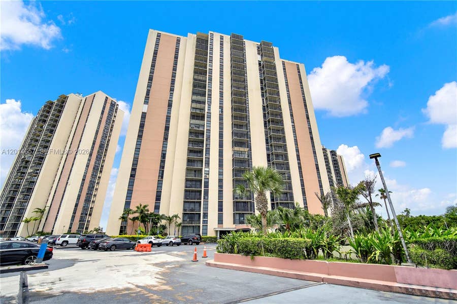 Property photo for 20335 W Country Club Drive, #1608, Aventura, FL