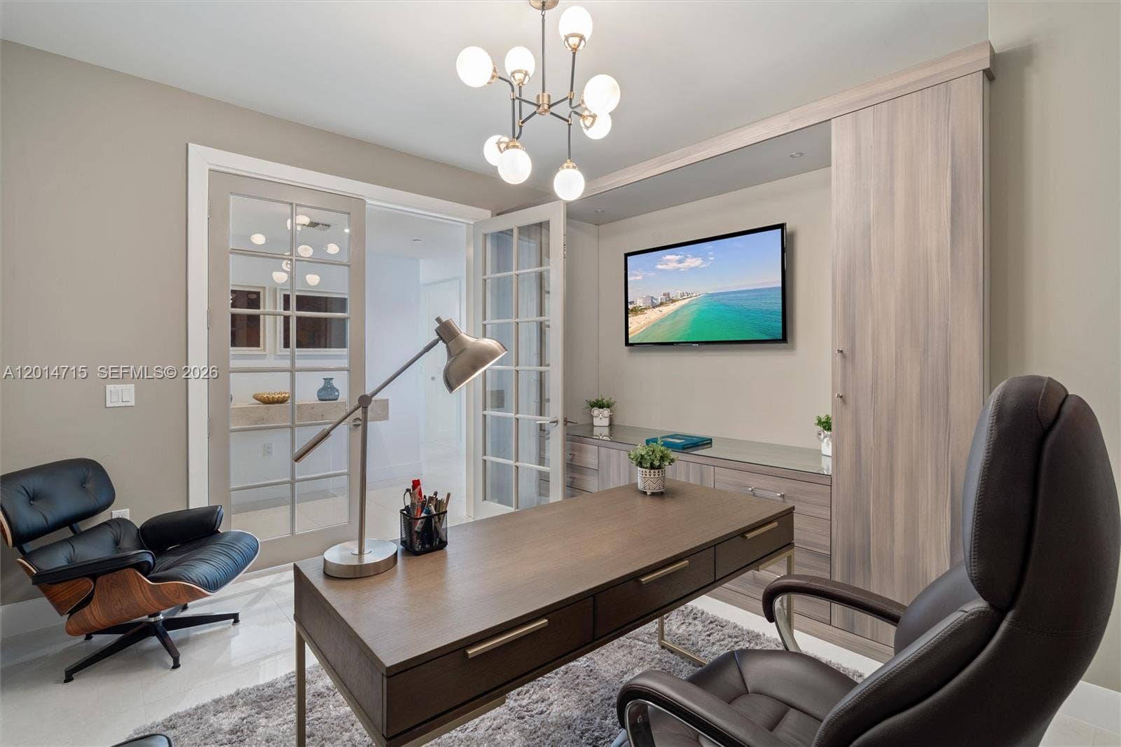 100 E Las Olas Boulevard, #4203, Fort Lauderdale, FL 33301 Den