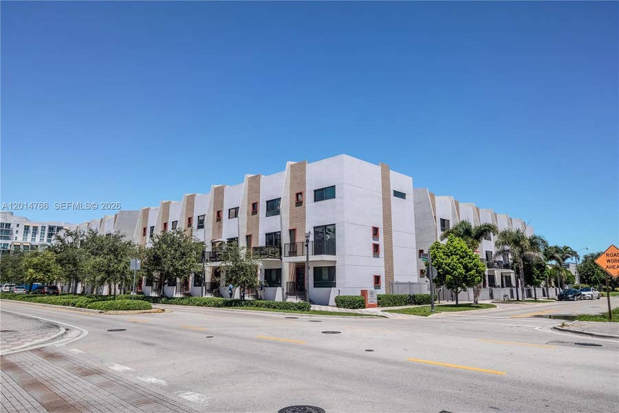 Property photo for 119 NE 6th Street, #119, Fort Lauderdale, FL