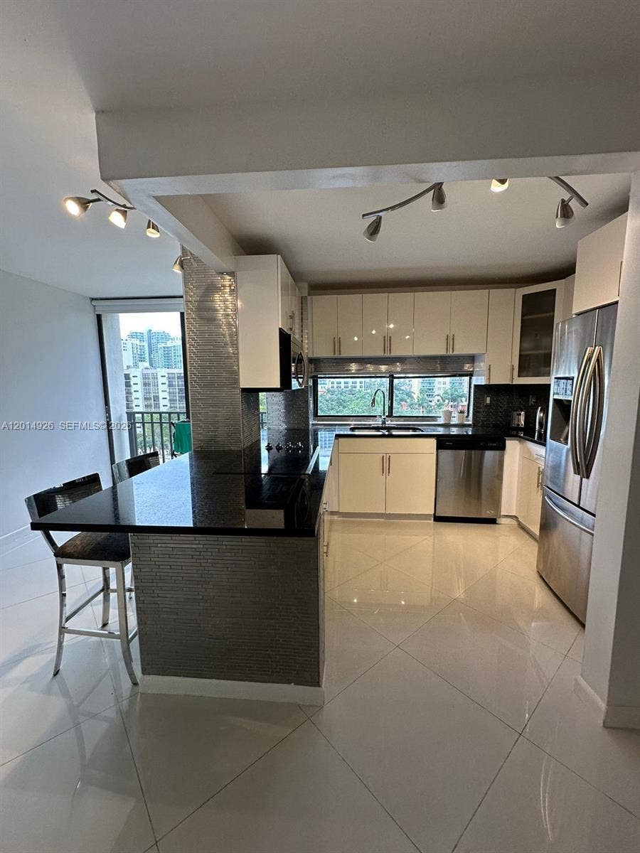 Property photo for 17021 N Bay Road, #815, Sunny Isles Beach, FL
