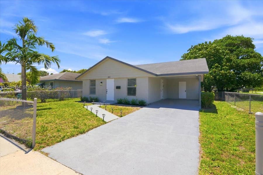 Property photo for 921 NW 5th Avenue, Pompano Beach, FL
