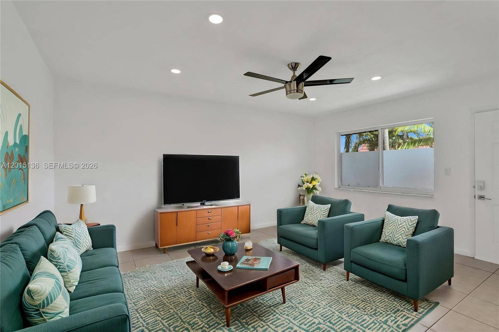 3050 NE 5th Terrace, #13, Wilton Manors, FL 33334 Photo 2