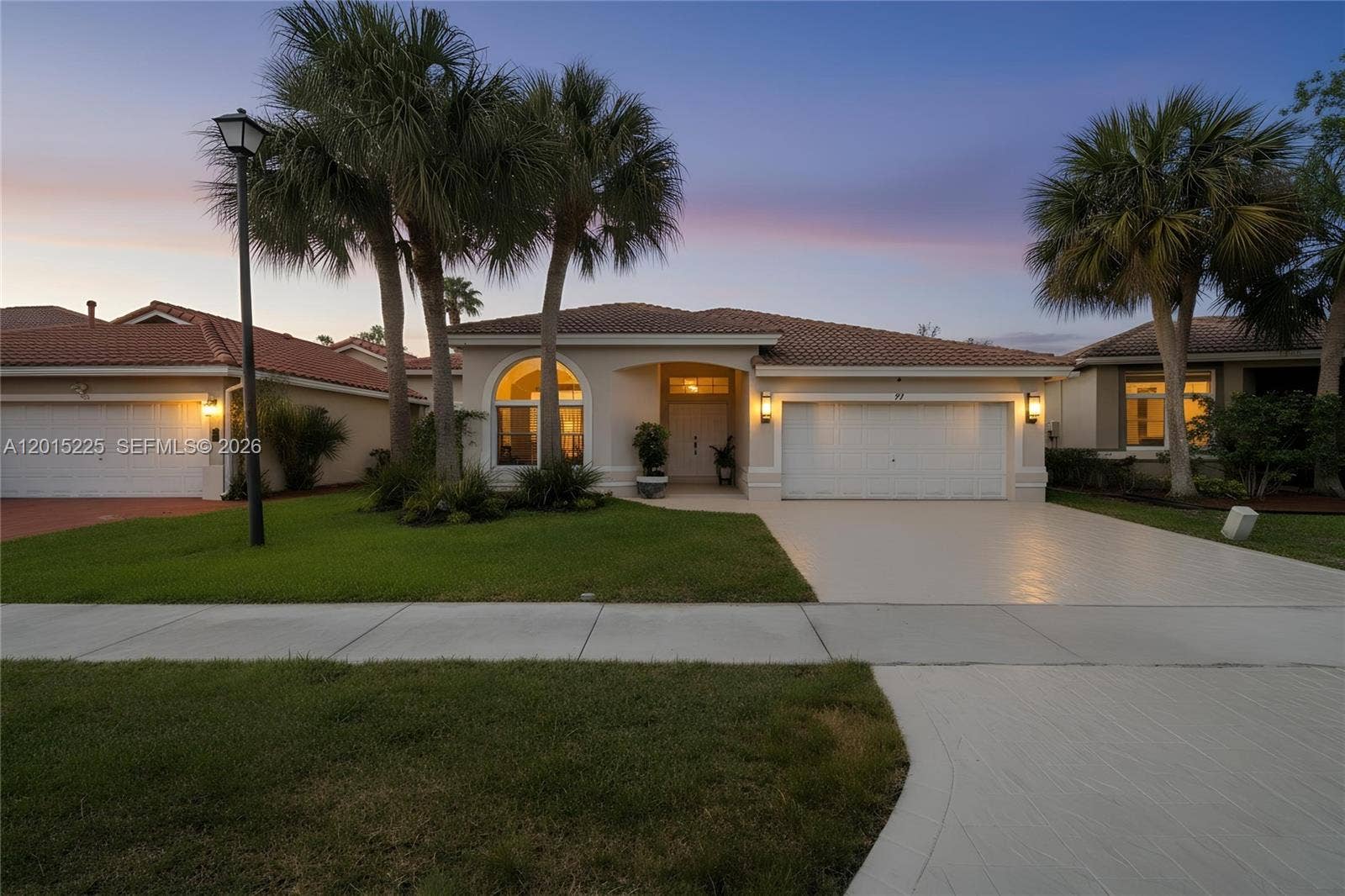 77 Gables Boulevard, Weston, FL 33326 Photo 5