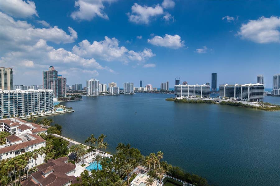 Property photo for Aventura, FL