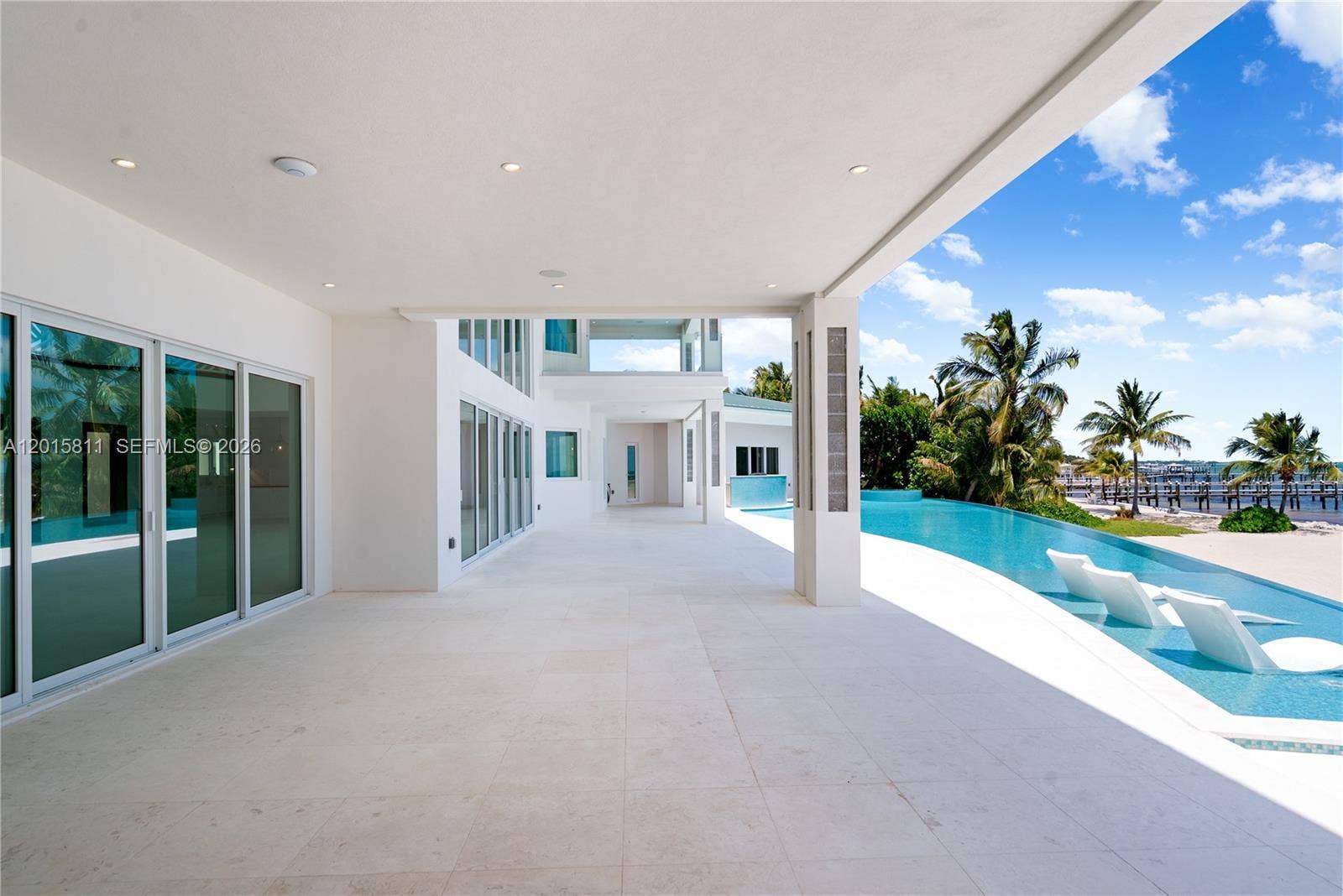 88835/88845 Old Highway, Tavernier, FL 33070 Access to pool