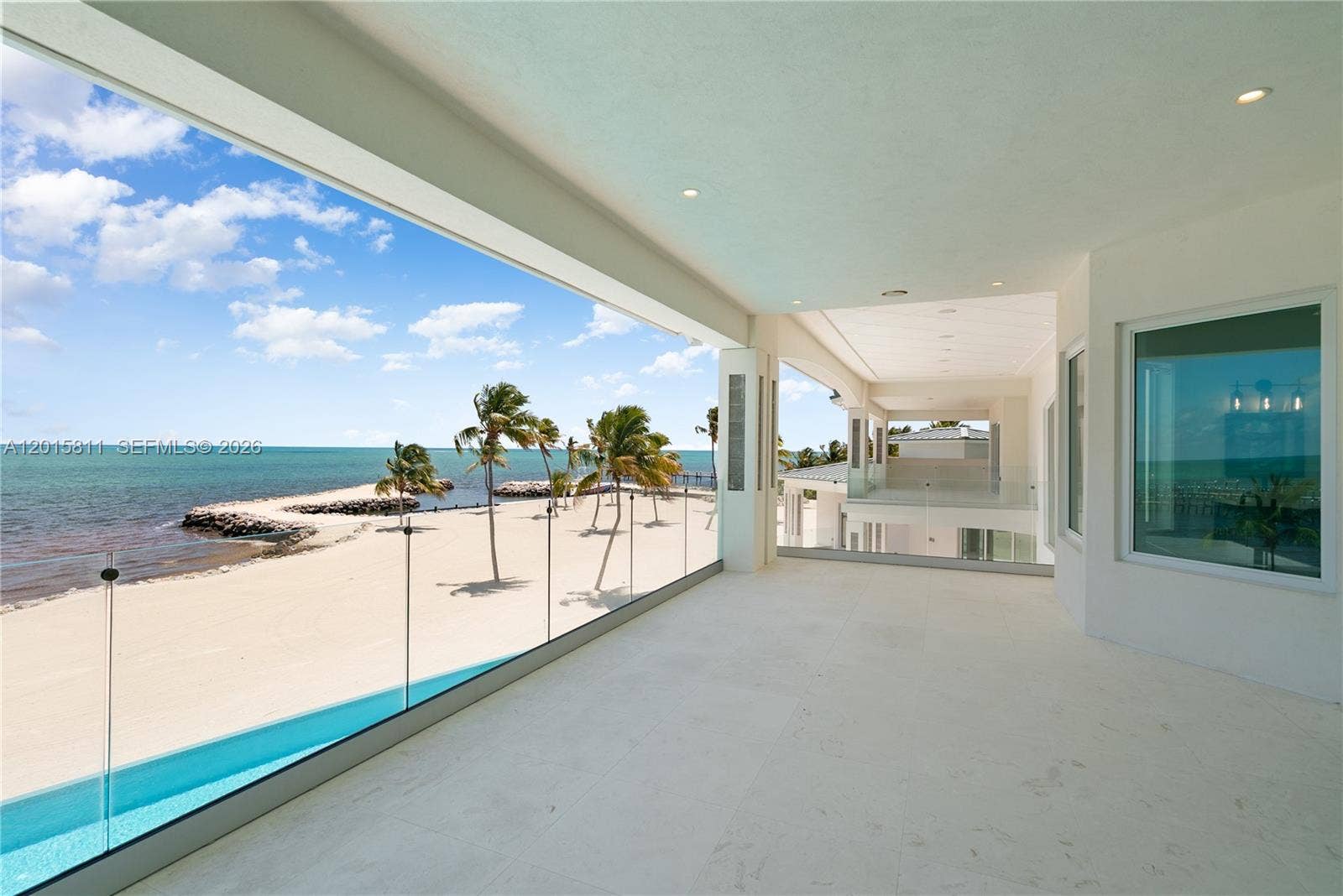 88835/88845 Old Highway, Tavernier, FL 33070 Primary bedroom balcony