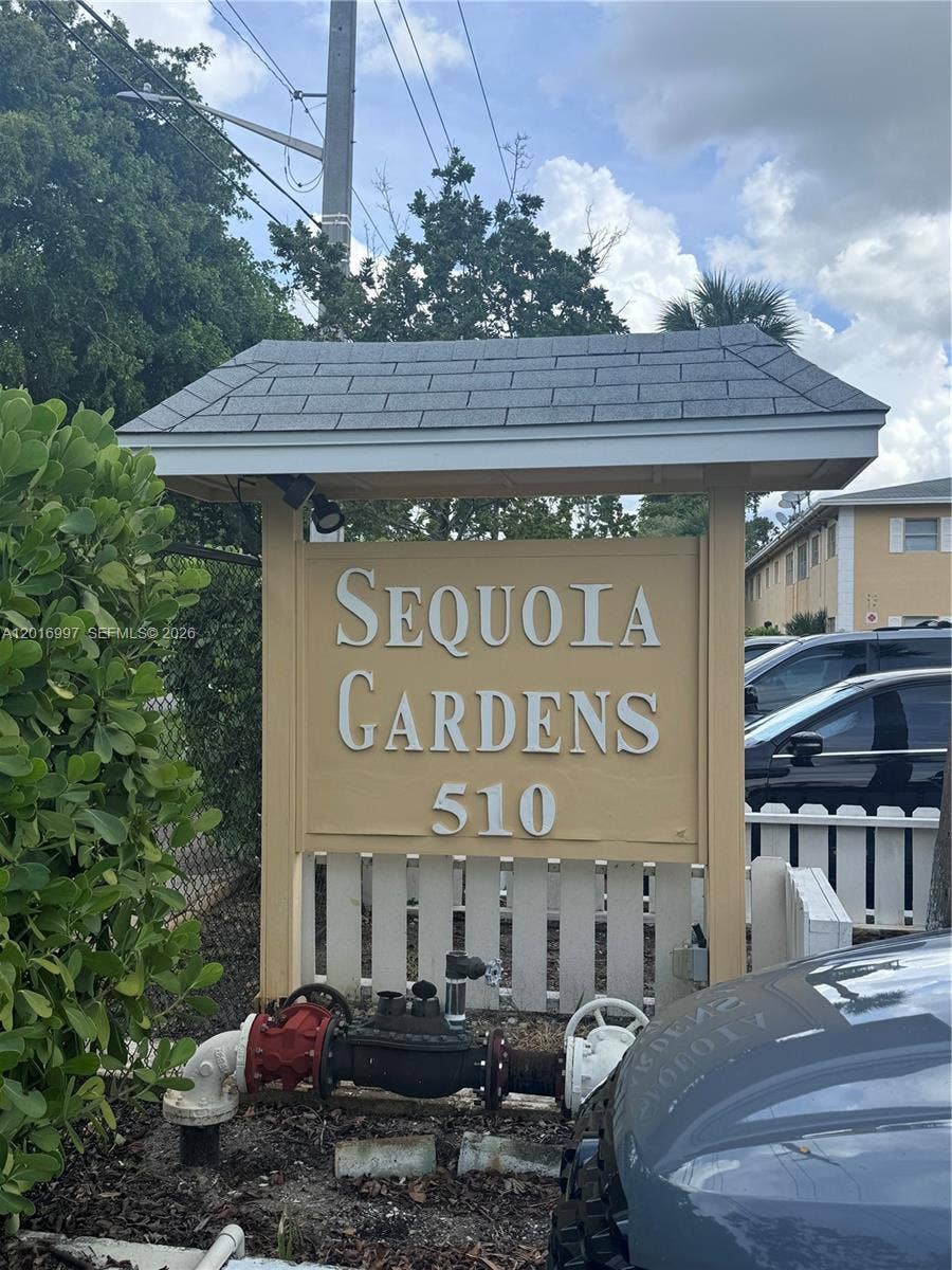 Property photo for 410 SE 2nd Avenue, #21, Deerfield Beach, FL