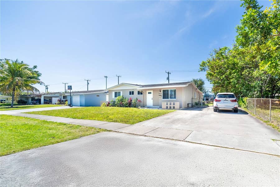 Property photo for 6472 Pierce Street, Hollywood, FL