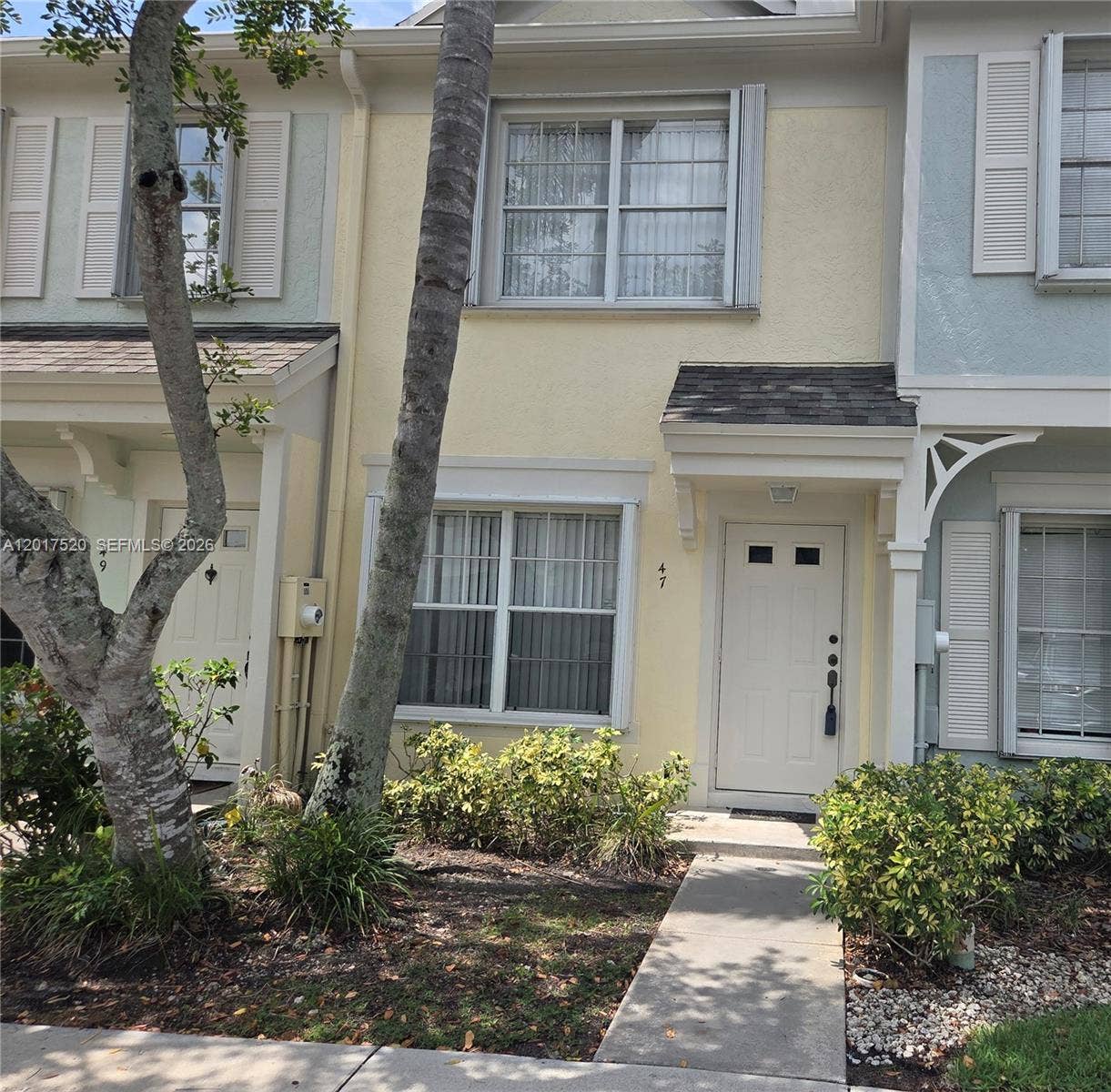 47 Simonton Circle, Weston, FL 33326 STREET VIEW