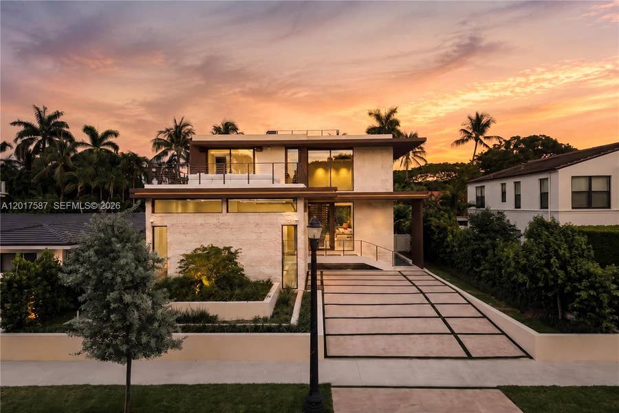 Property photo for 3045 N Bay Road, Miami Beach, FL