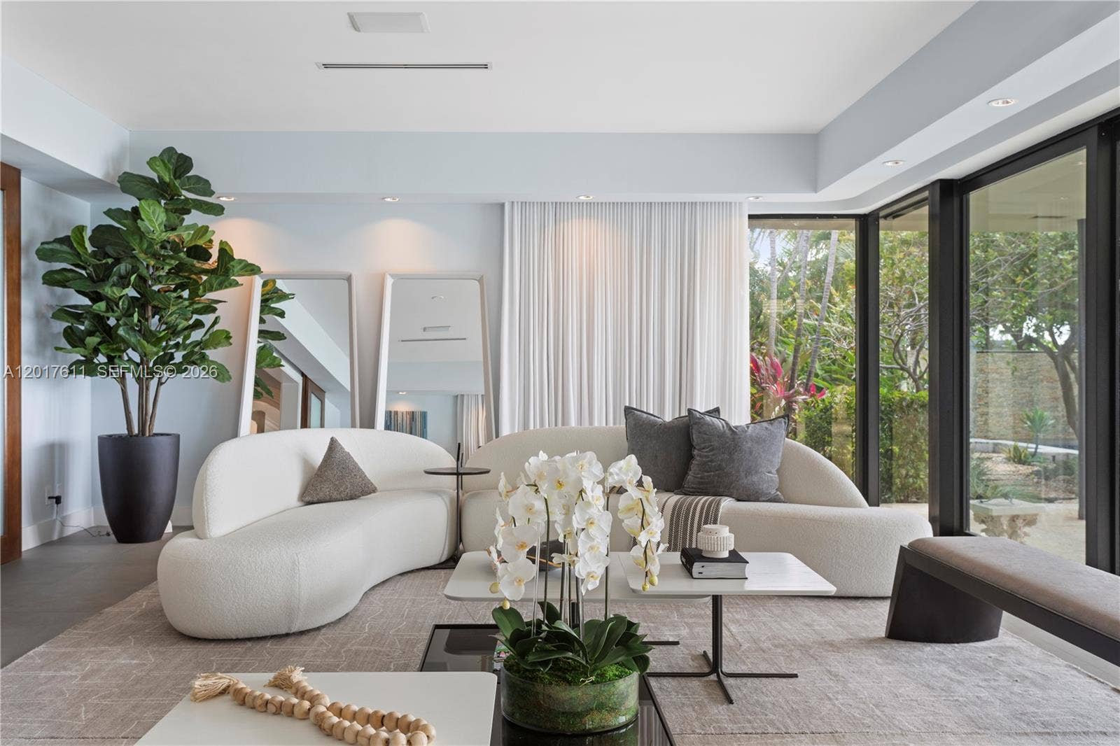 250 W San Marino Drive, Miami Beach, FL 33139 Photo 11