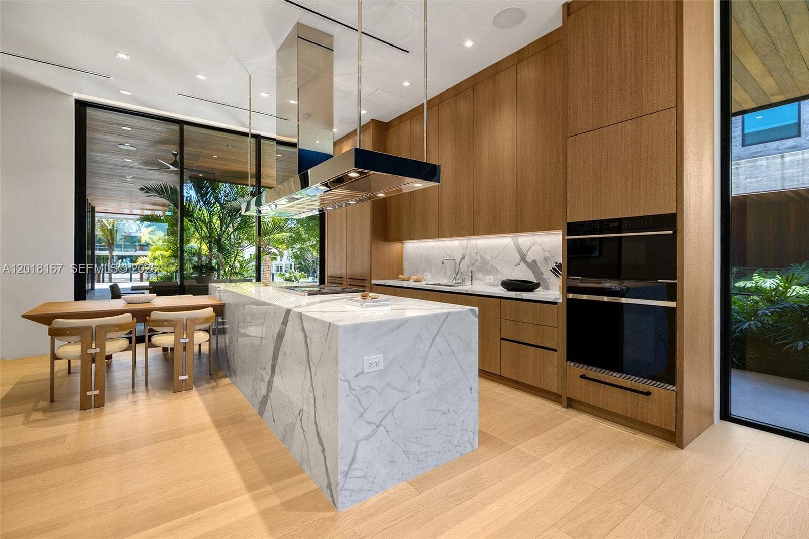 1420 W 23rd Street, Miami Beach, FL 33140 Guest House