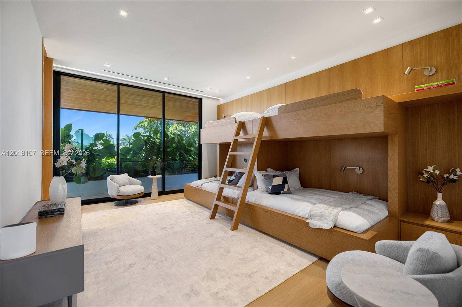 1420 W 23rd Street, Miami Beach, FL 33140 Guest House