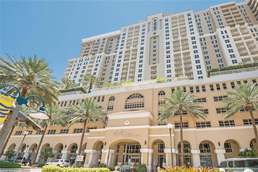 Property photo for 511 SE 5th Avenue, #704, Fort Lauderdale, FL