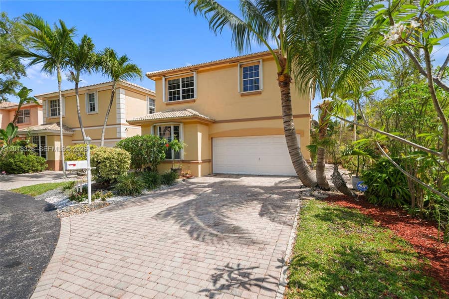 Property photo for 1282 Grant Court, Hollywood, FL