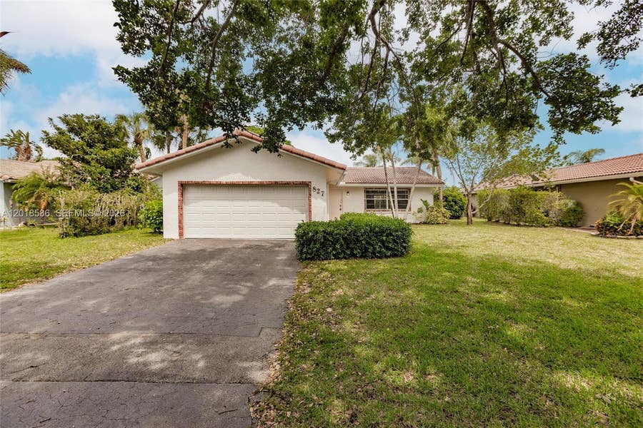 Property photo for 827 NW 87th Avenue, Coral Springs, FL