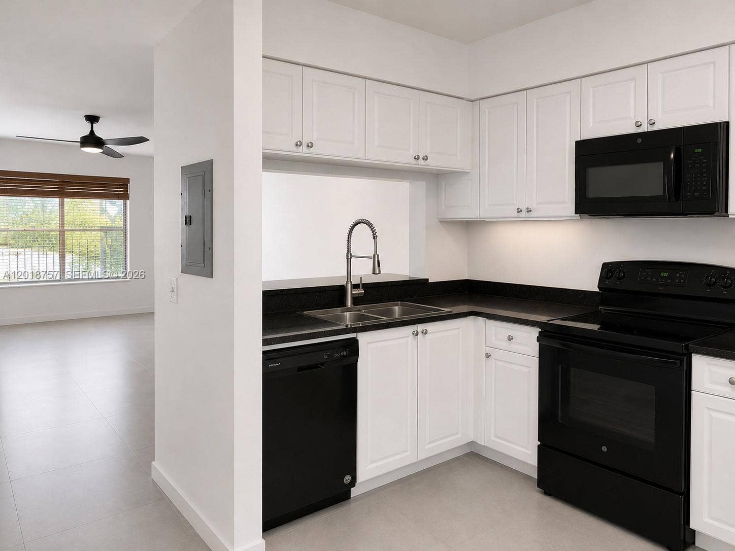 38 Key West Court, #38, Weston, Weston, FL 33326 Photo 4