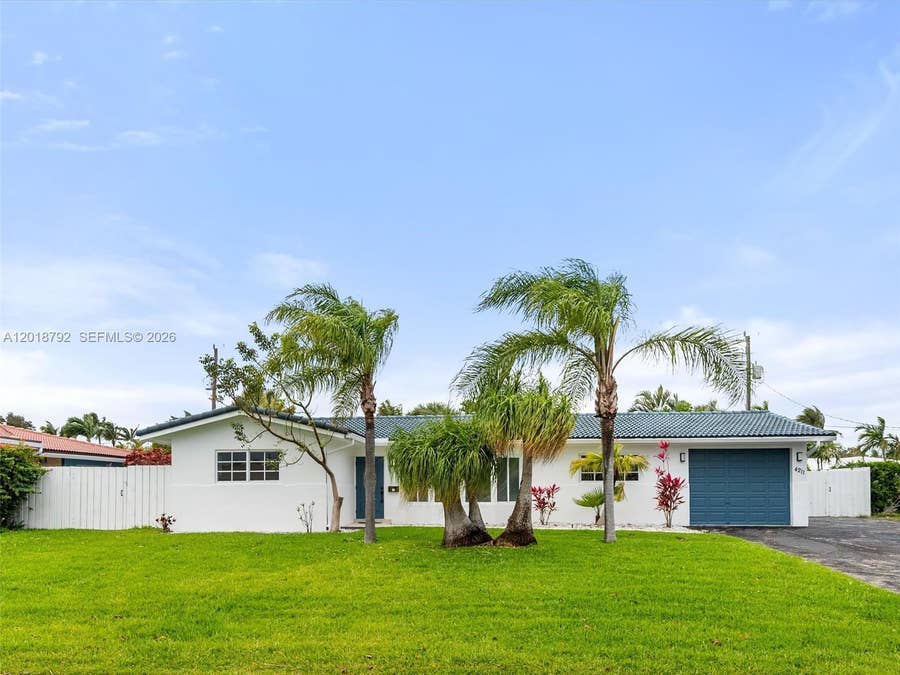 Property photo for 4211 NE 27th Avenue, Lighthouse Point, FL