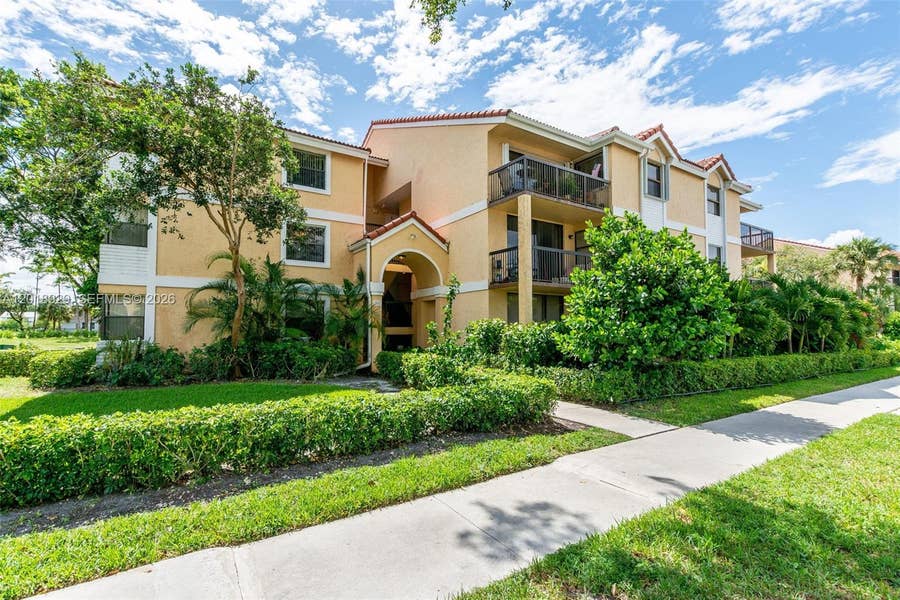 Property photo for 5721 Riverside Drive, #202B5, Coral Springs, FL