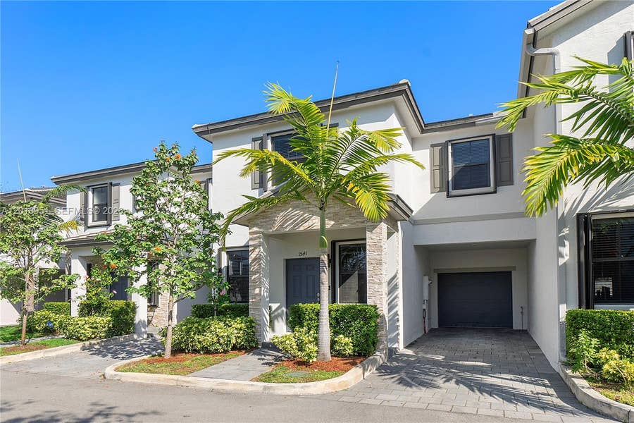 Property photo for 1541 SW 28th Street, #1541, Fort Lauderdale, FL