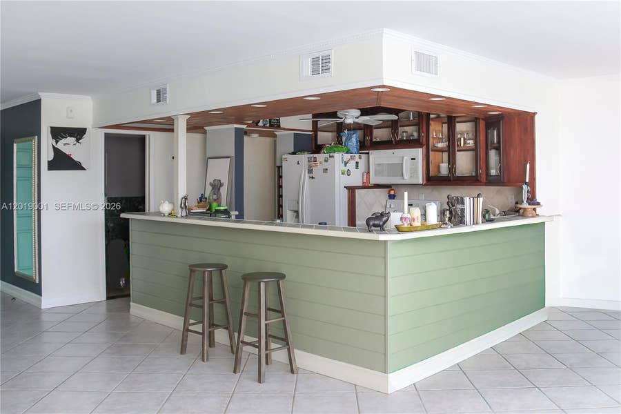 Property photo for 2001 Atlantic Shores Boulevard, #312, Hallandale Beach, FL