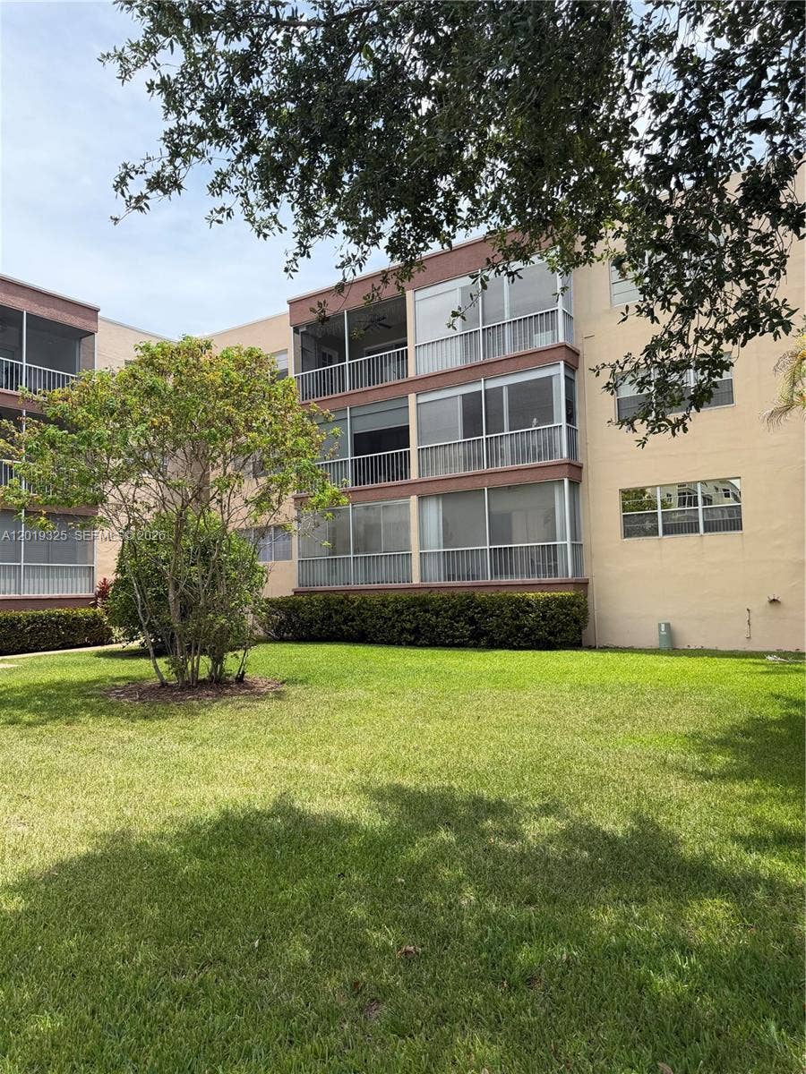 Property photo for 6701 Cypress Road, #109, Plantation, FL