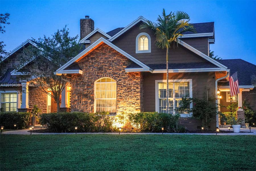 Property photo for 2640 SW 137th Terrace, Davie, FL