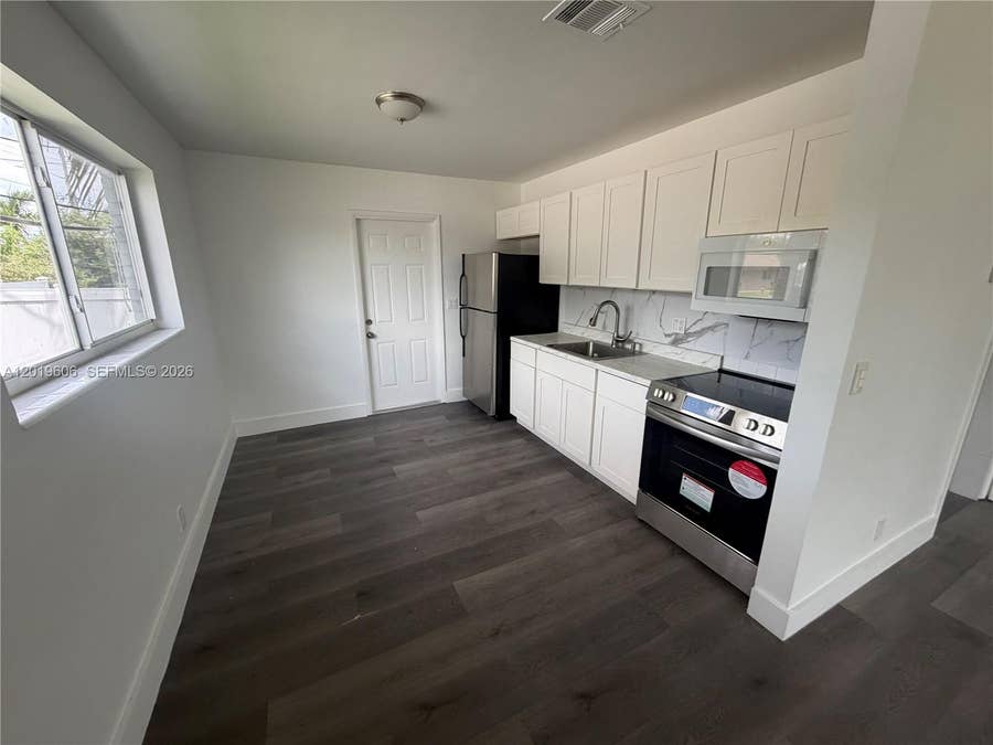 Property photo for 117 SE 2nd Avenue, #1, Hallandale Beach, FL