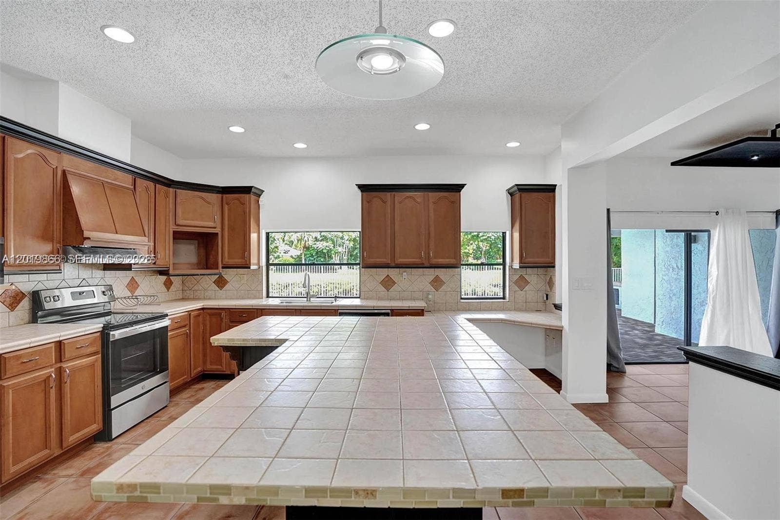 16610 Royal Poinciana Court, Weston, Weston, FL 33326 Photo 23