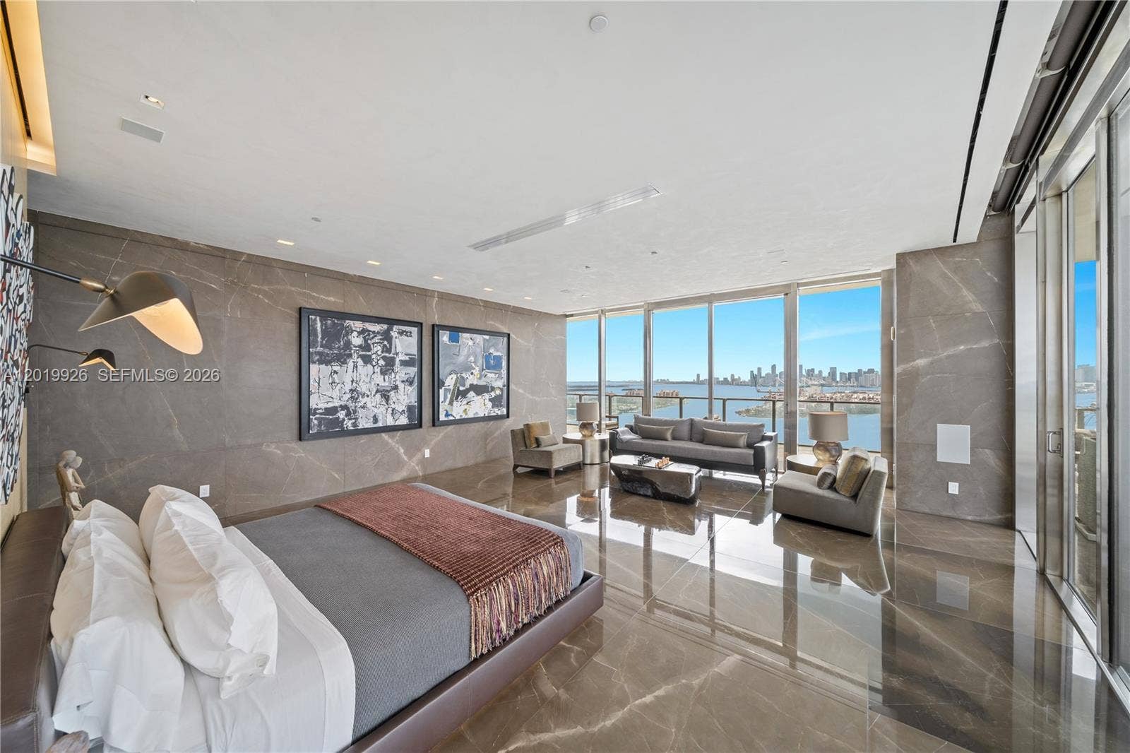 800 S Pointe Drive, #Penthouse 2204, Miami Beach, FL 33139 Photo 6